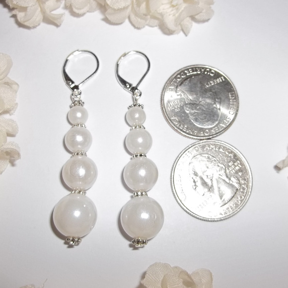 Long White Pearl Earrings Set Jewelry Beaded Fashion Accessory Dangle NWT 2859 - Picture 3 of 10